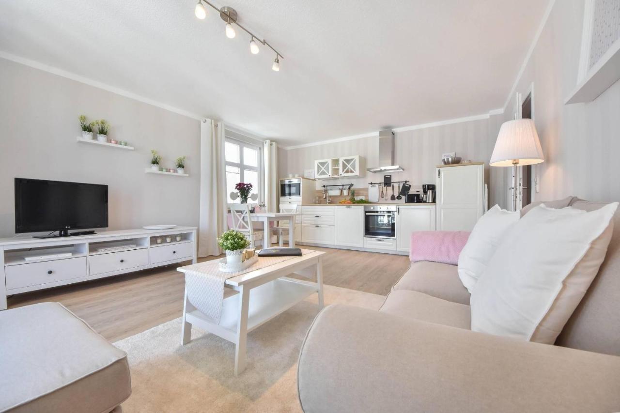 Haus Miramar 26 Appartement Heringsdorf  Buitenkant foto